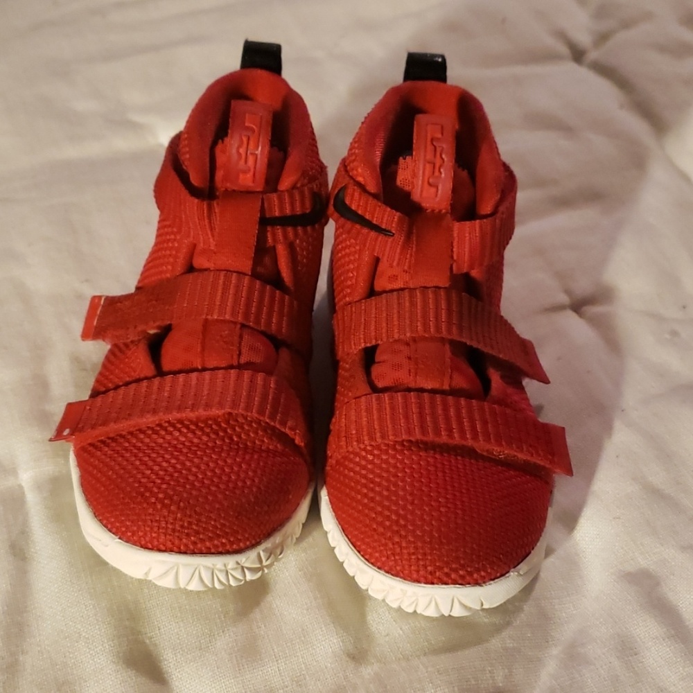 Lebron soldier 11